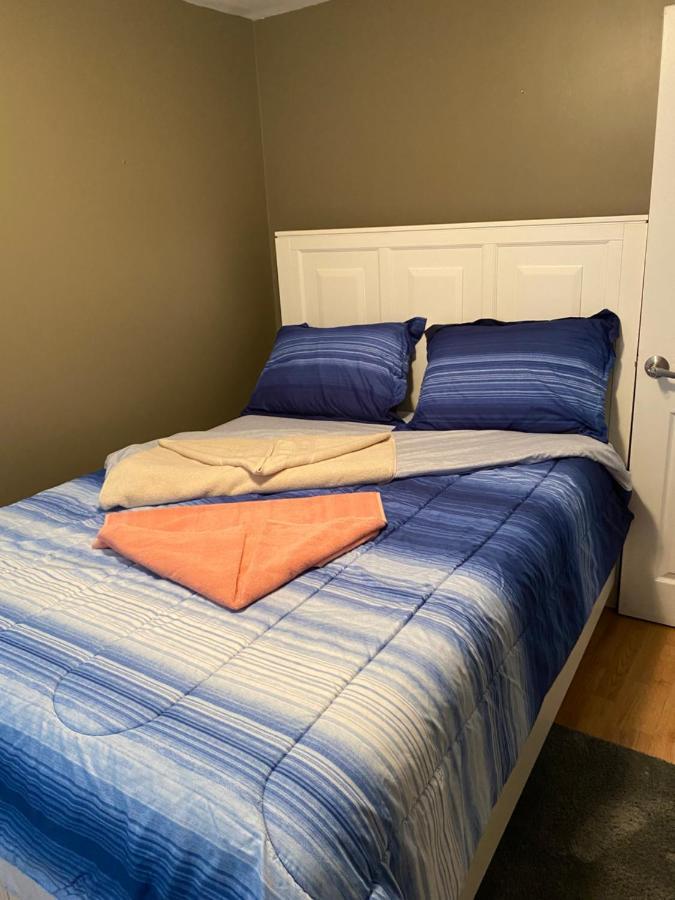 Windsor Airport Room Accommodation Eksteriør bilde